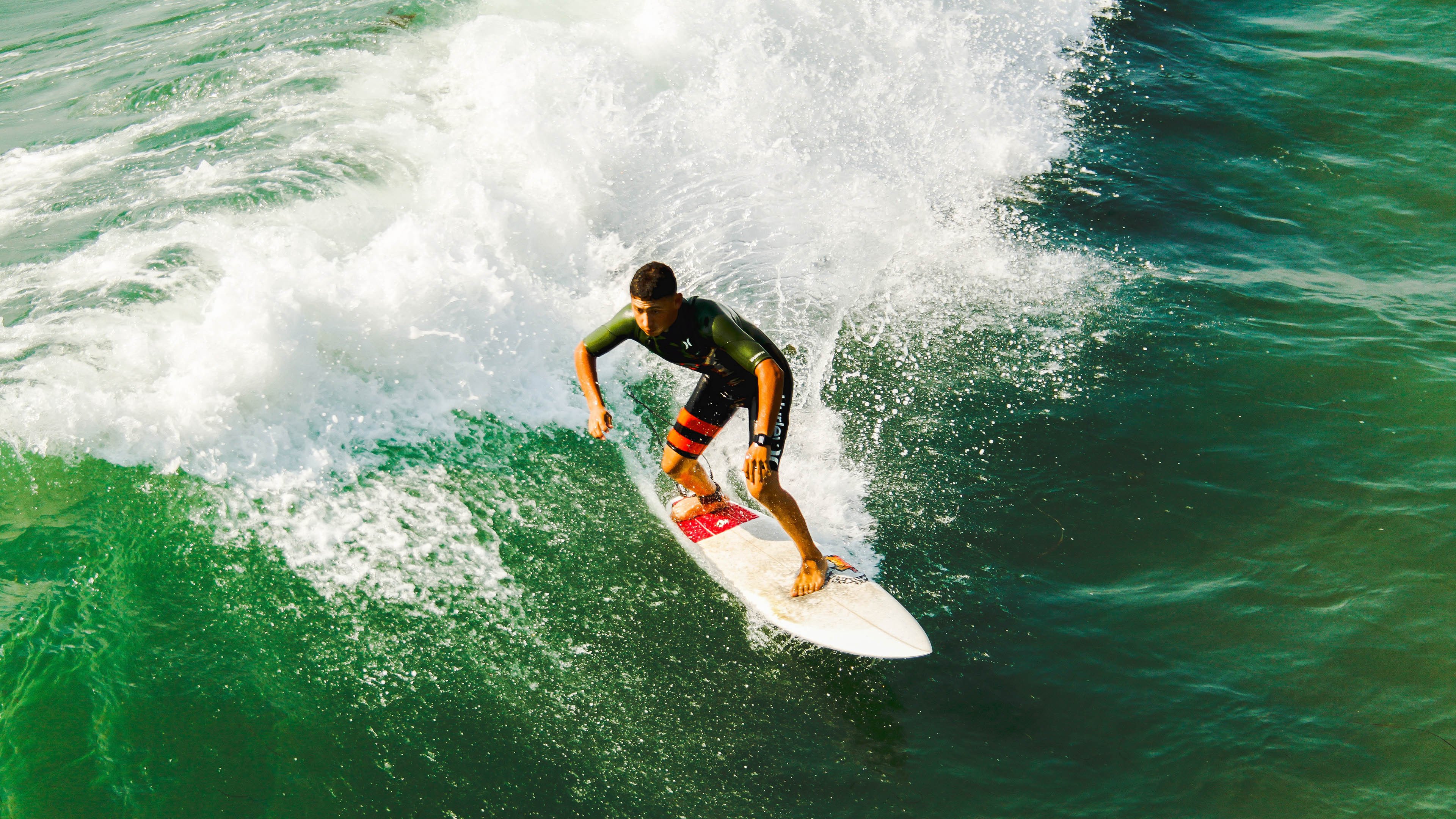 体育焦点评论板块更新上线，体育热点查询